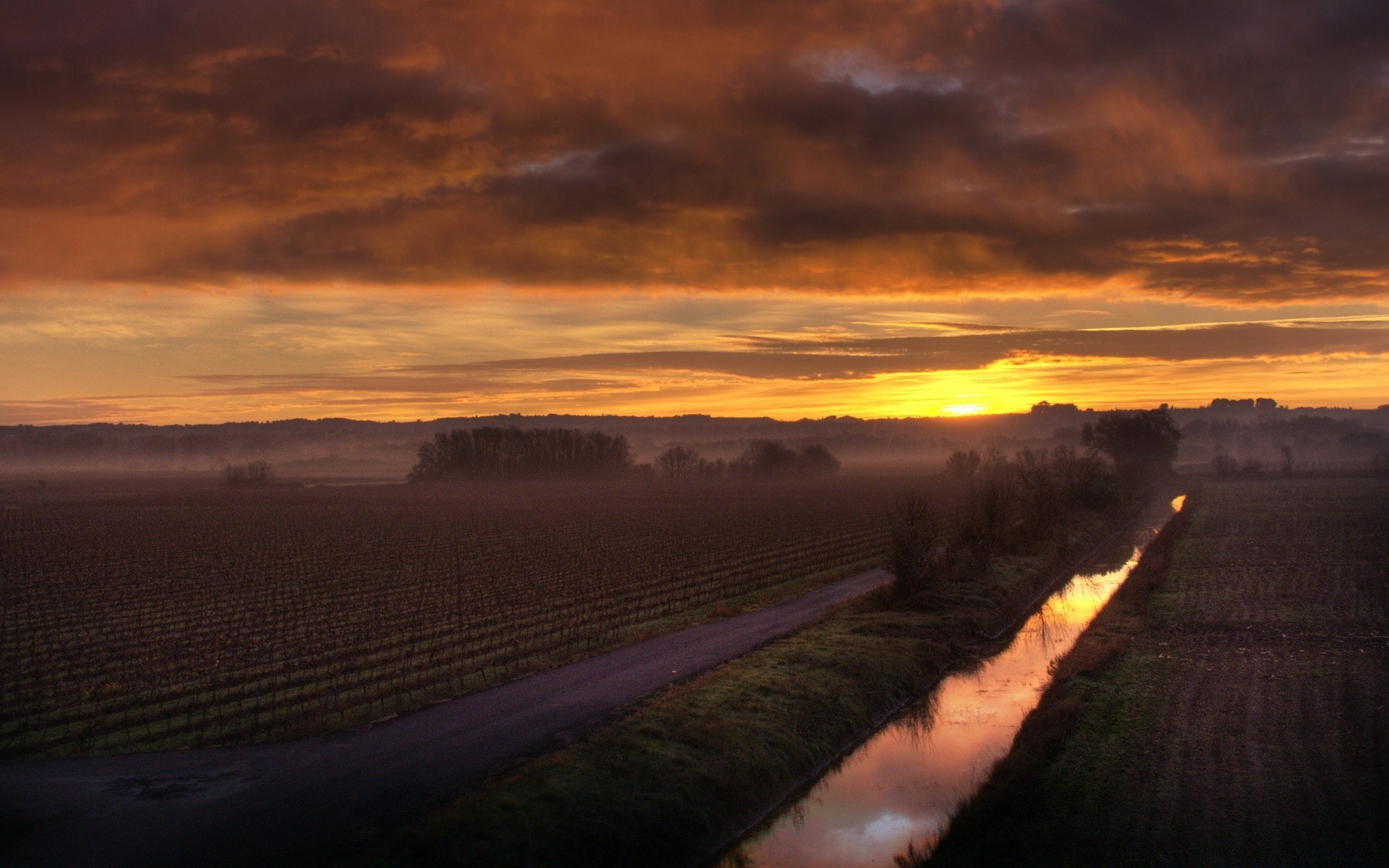 ciel coucher de soleil aube soir paysage crépuscule eau ciel soleil lumière voyage nature à l extérieur lac