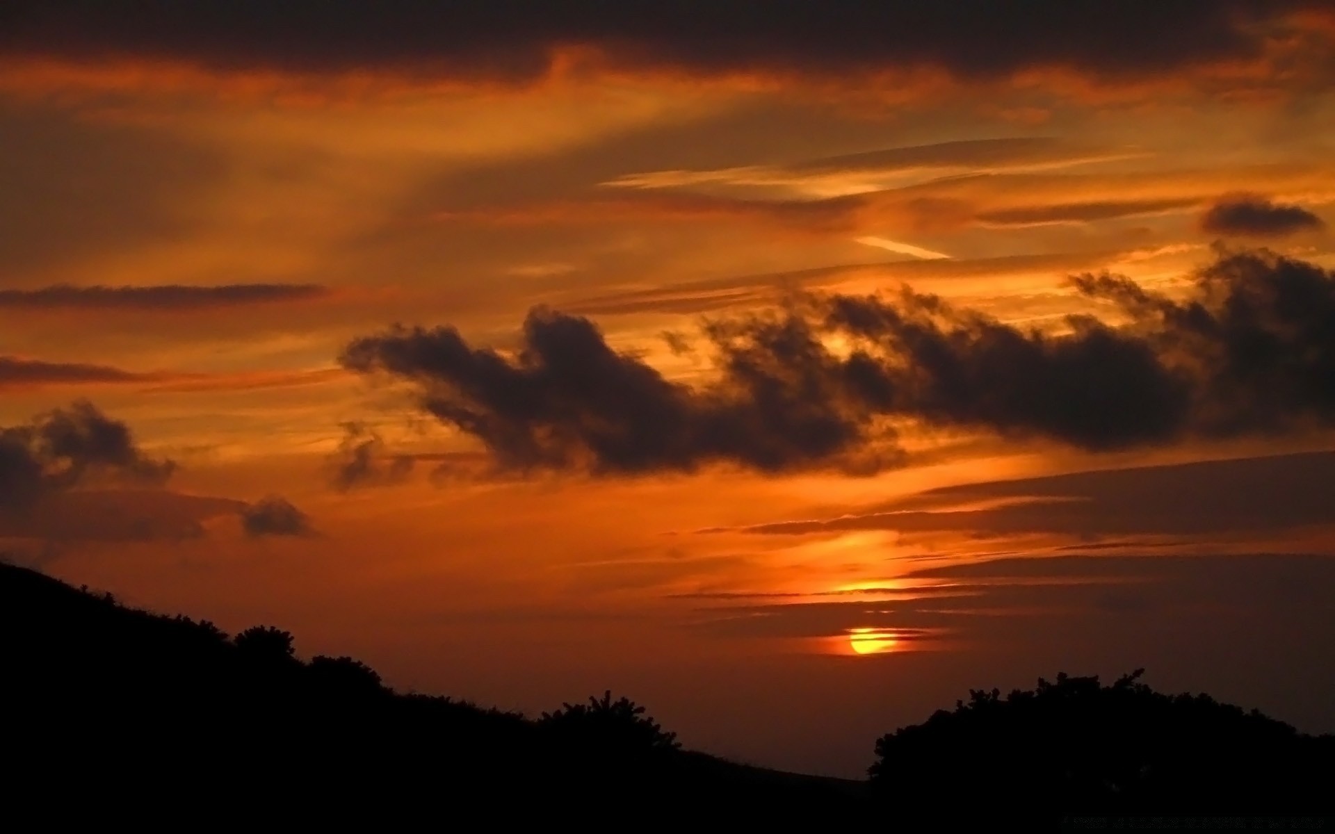 天空 日落 日出 太阳 晚上 黄昏 天空 户外 自然 照明 剪影 好天气 景观