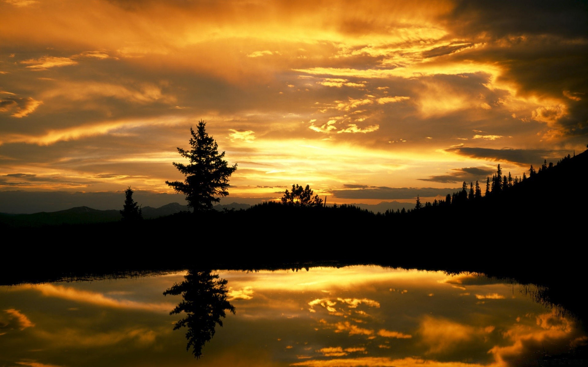 the sky sunset dawn sun evening sky dusk nature outdoors fair weather water silhouette landscape