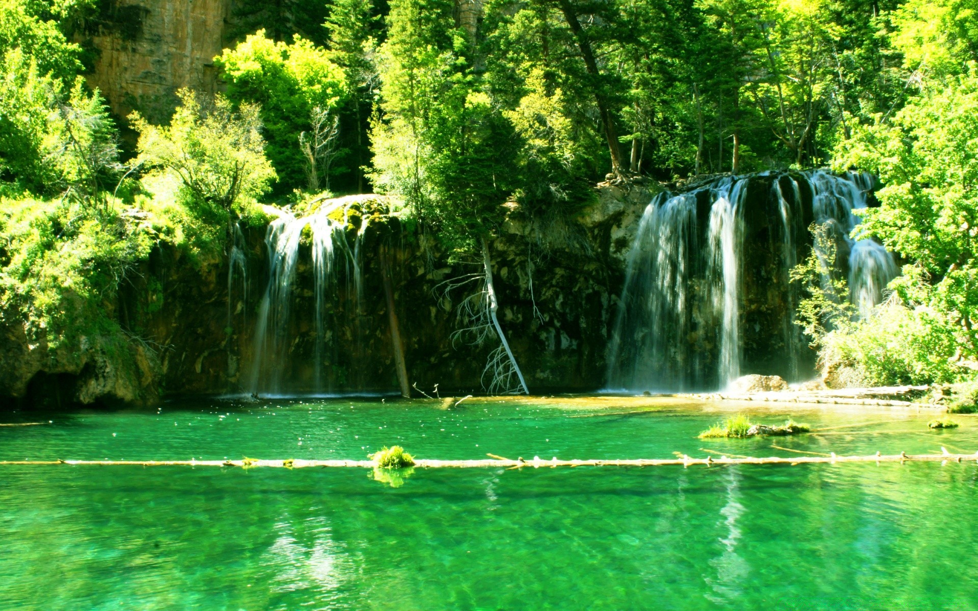 şelaleler su doğa ahşap yaz şelale yaprak park açık havada ağaç nehir ıslak seyahat manzara sıçrama doğal yemyeşil flora güzel hava tropikal