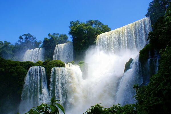 Mundos de las cascadas más increíbles