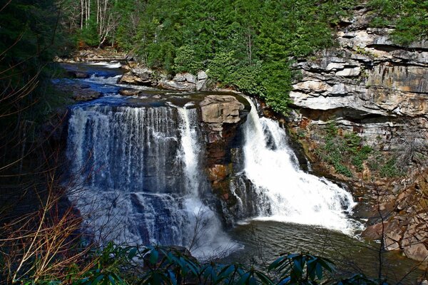 La beauté des vacances sur les rivières