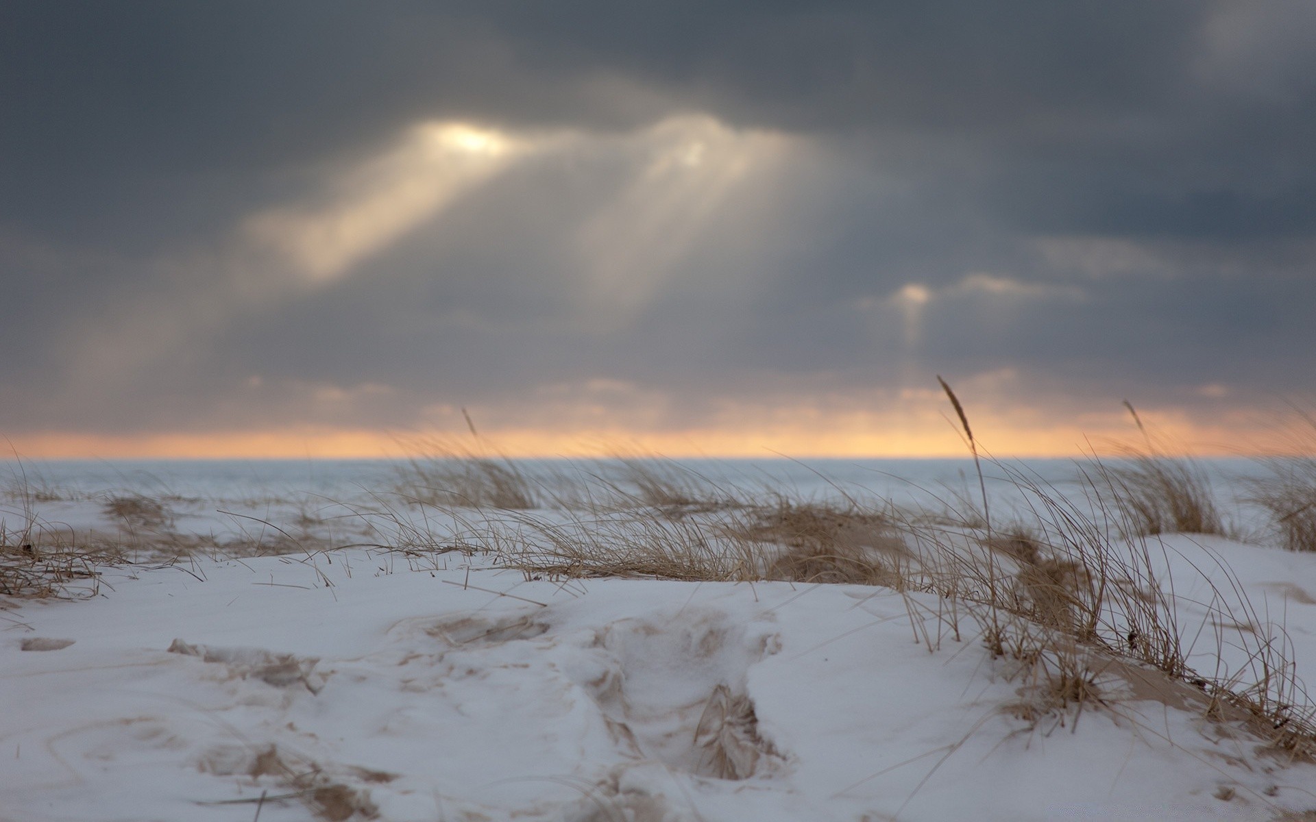 lake winter snow landscape cold ice frozen weather frost nature dawn sunset sky fog water light fair weather outdoors sun