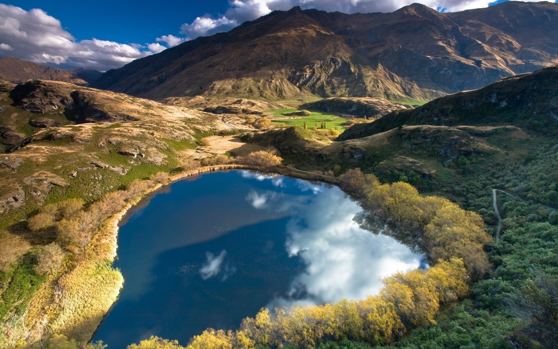 lago paisaje viajes montaña agua naturaleza escénico al aire libre cielo valle luz del día río madera árbol turismo medio ambiente roca espectáculo colina