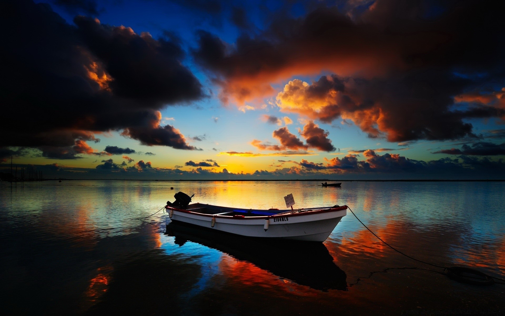 lac coucher de soleil eau bateau aube crépuscule mer soir océan soleil plage voyage réflexion ciel système de transport bateau paysage mer été