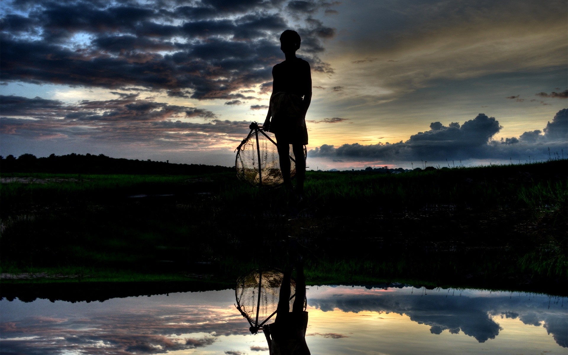 lake sunset dawn silhouette water landscape evening dusk reflection sky sun backlit man outdoors beach nature