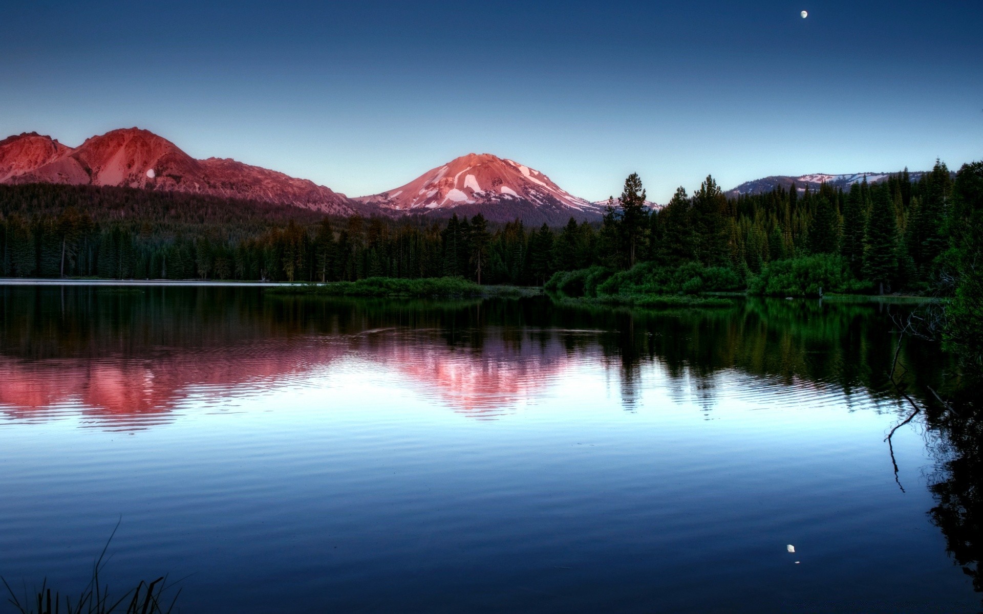 see reflexion wasser dämmerung sonnenuntergang abend berge landschaft fluss dämmerung natur himmel reisen schnee spiegel im freien landschaftlich lakeside