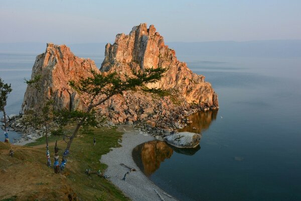 Ерекше орын. Тастар мен су