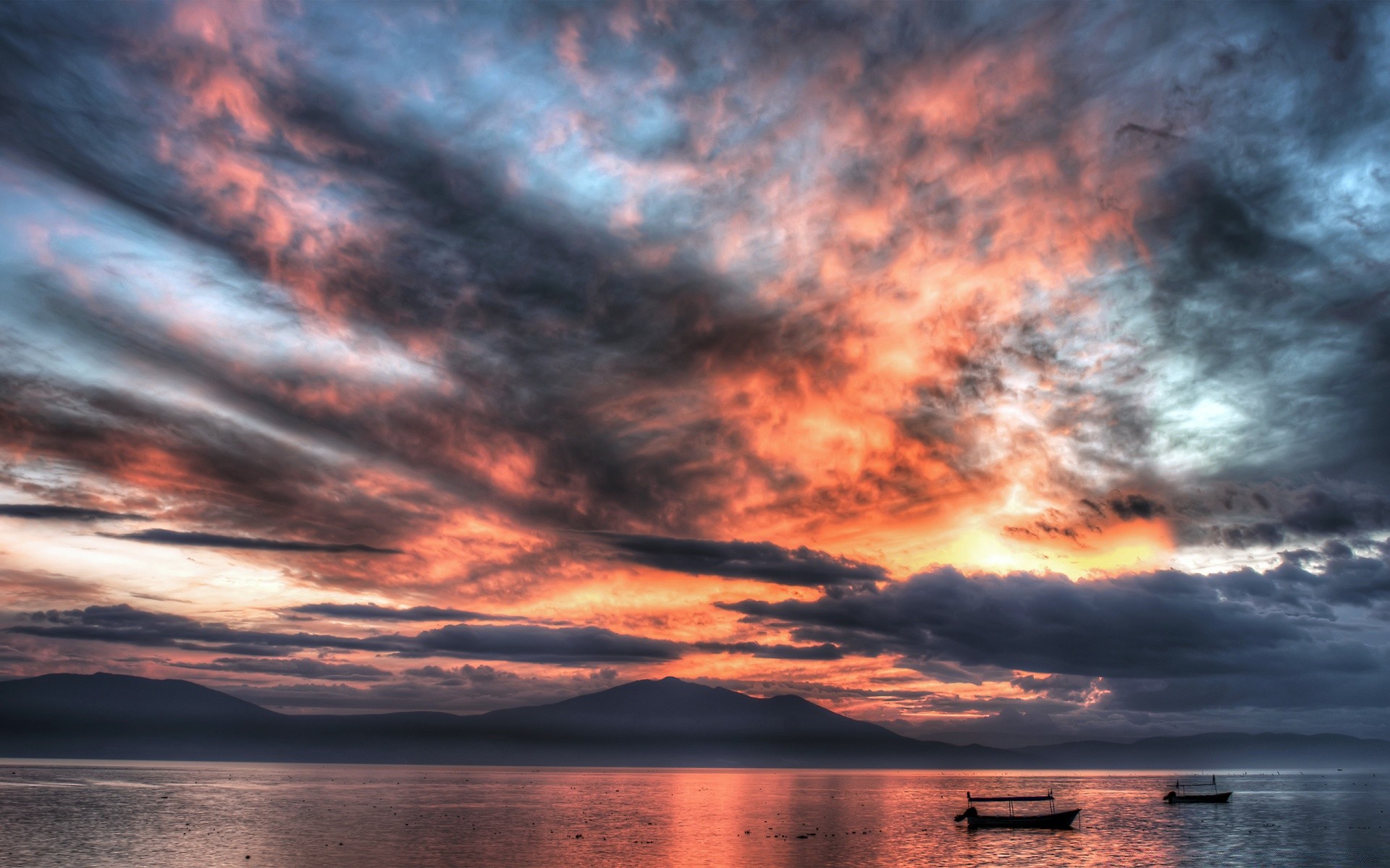 lago puesta de sol agua anochecer tormenta noche amanecer naturaleza cielo dramático mar sol oscuro al aire libre tiempo océano playa