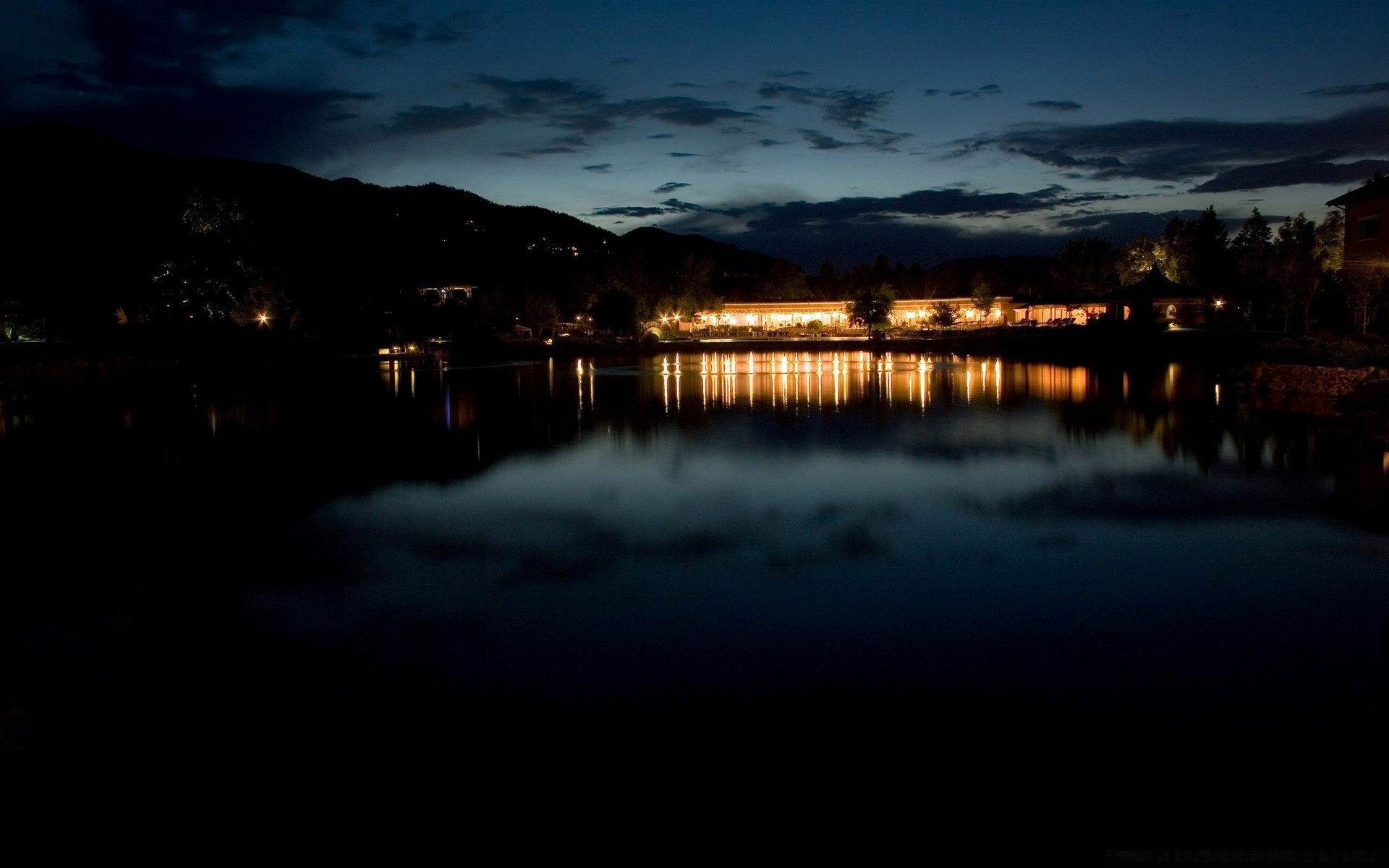 lago pôr do sol amanhecer reflexão água noite crepúsculo luz rio paisagem céu sol lua viagens mar