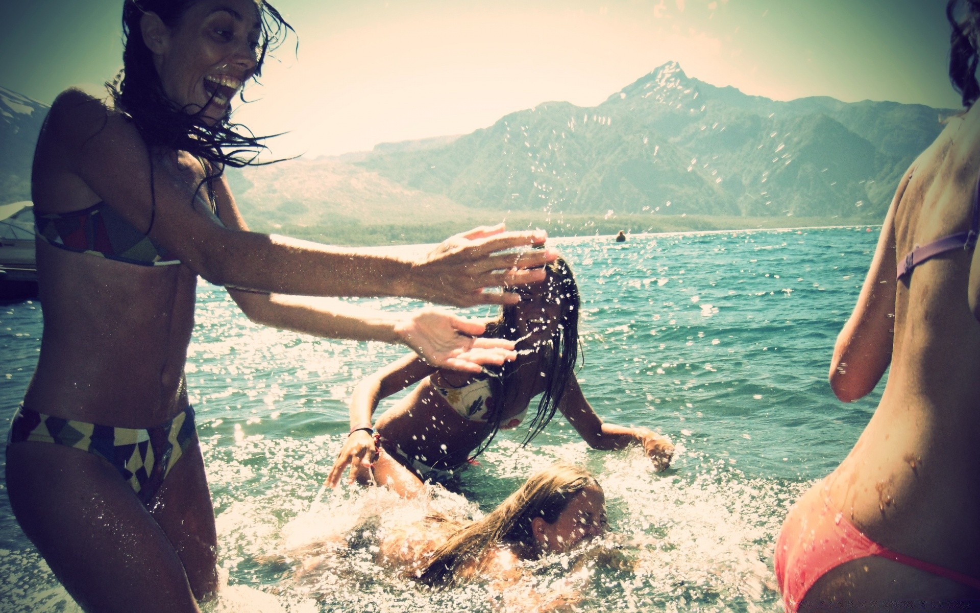 verão água praia mar mulher mar adulto oceano viagens férias sozinho ao ar livre férias menina férias