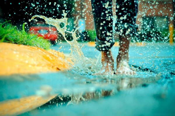 Summer holidays and water splashes