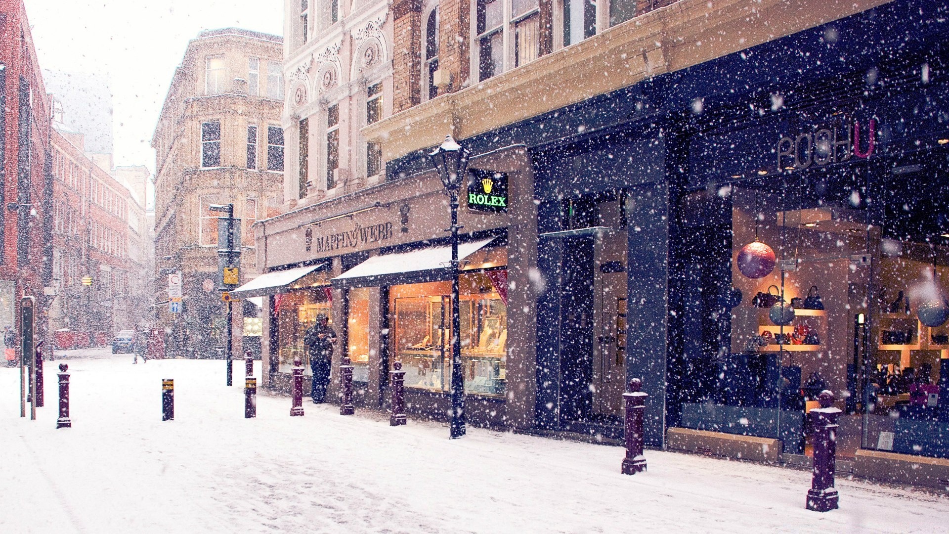 winter straße stadt schnee stadt straße im freien lager bürgersteig tourismus städtisch reisen architektur haus tourist