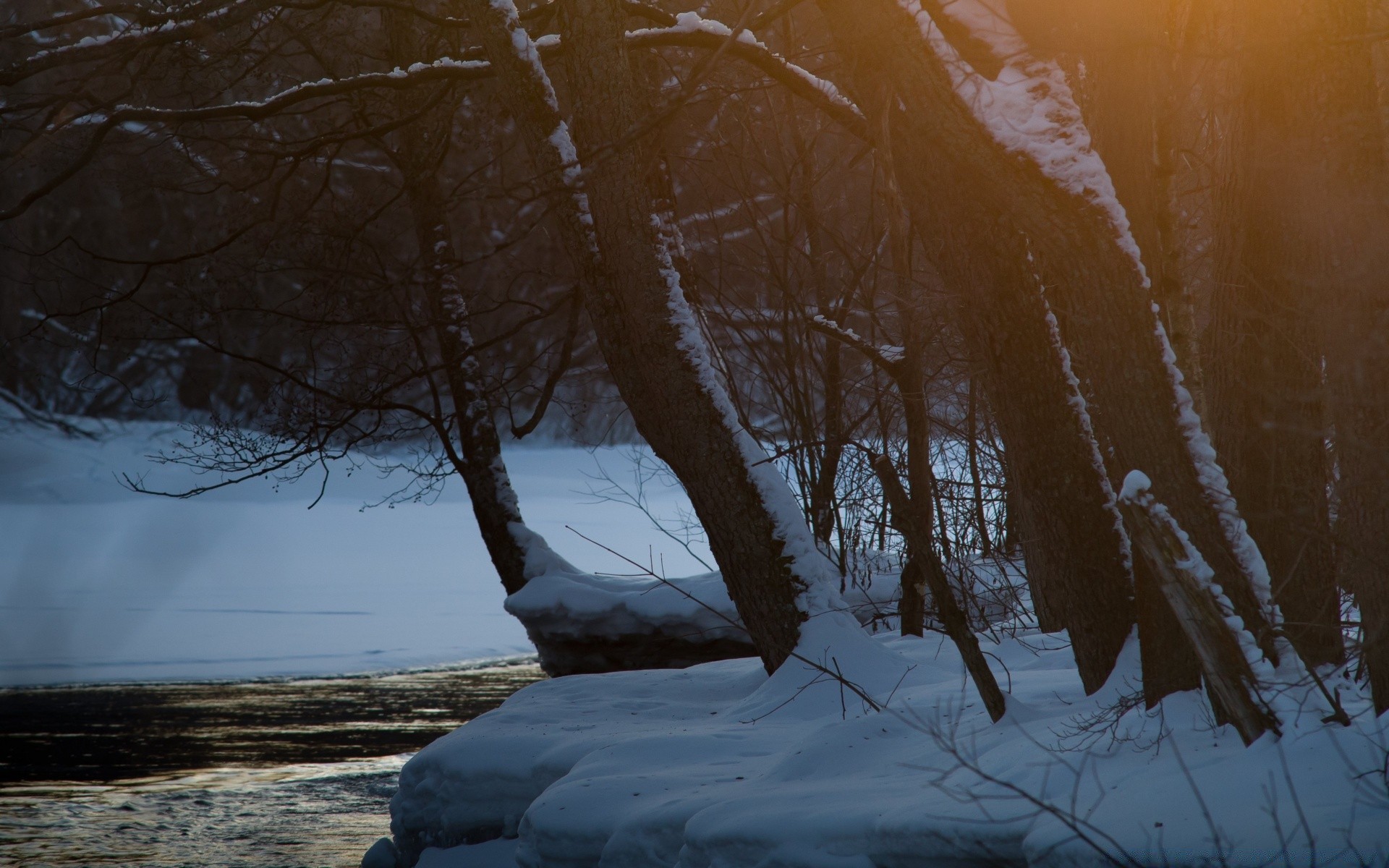 winter schnee dämmerung landschaft baum kälte wetter wasser nebel sonnenuntergang frost eis licht reflexion gefroren natur holz am abend see