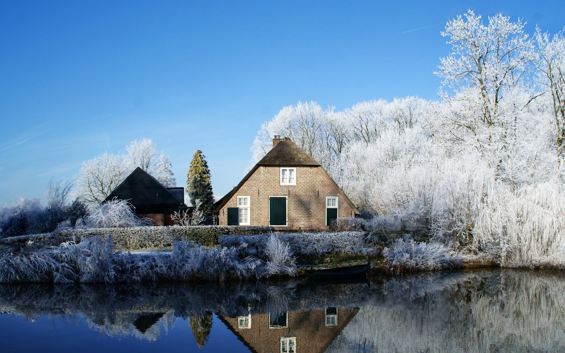 zima drzewo krajobraz na zewnątrz architektura niebo woda drewno dom natura dom podróże śnieg