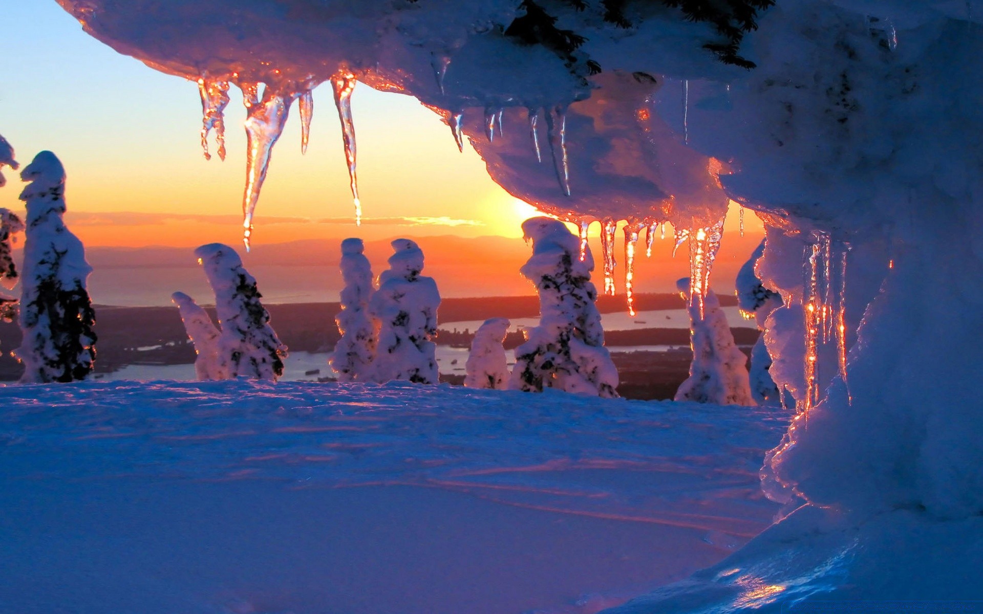 winter water ocean travel evening sunset sea dusk seashore beach landscape recreation outdoors sky dawn calamity leisure