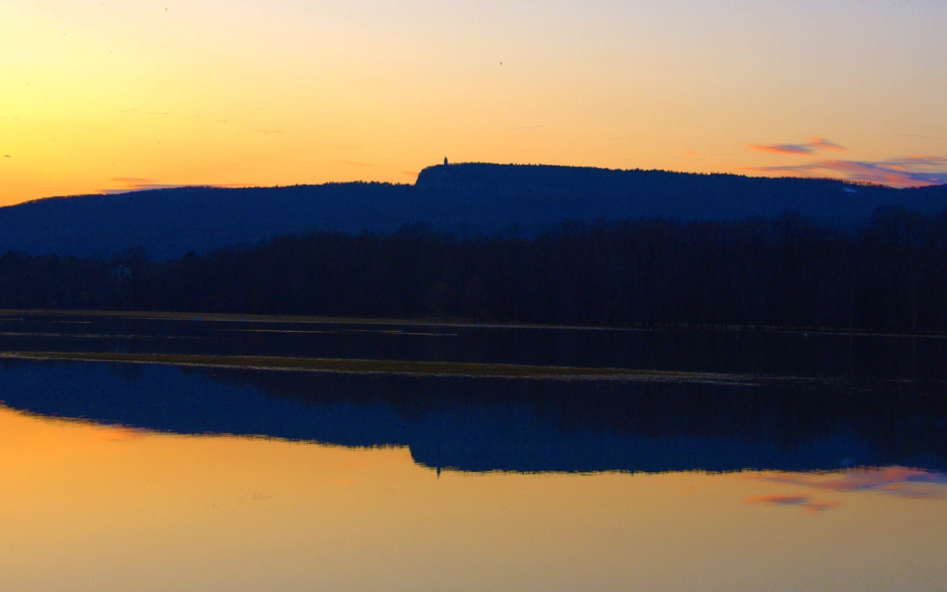 see sonnenuntergang dämmerung abend wasser landschaft dämmerung reflexion licht himmel hintergrundbeleuchtung tageslicht silhouette nebel reisen berge fluss sonne landschaftlich reizvoll