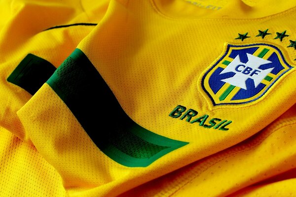 Gelbes T-Shirt des brasilianischen Teams