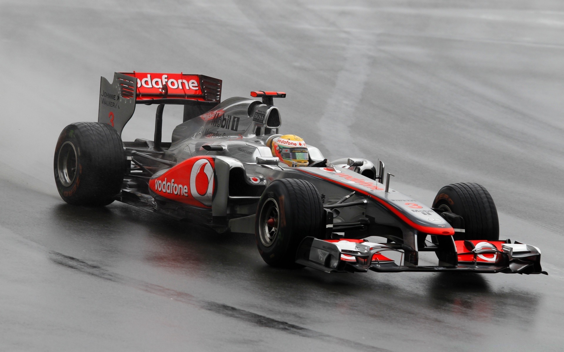 formule 1 course championnat compétition action voiture sport automobile rapide dépêchez-vous piste voiture système de transport puissance pneus coureur