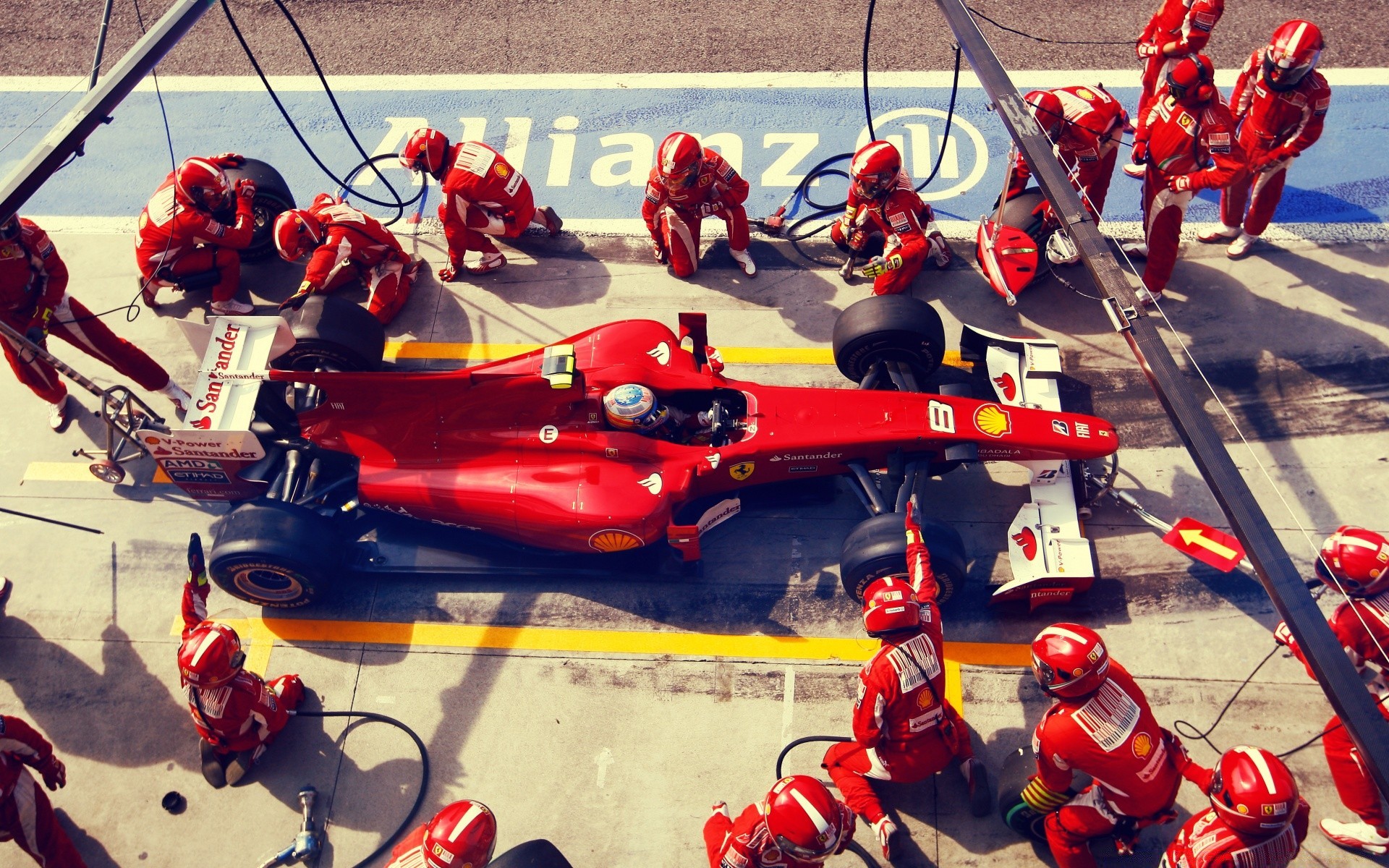 formule 1 voiture course système de transport concurrence voiture dépêchez-vous économie route groupe action accident vélo