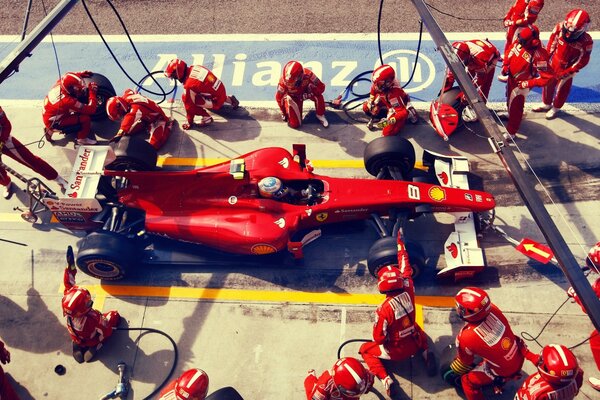 Checking the car before the race