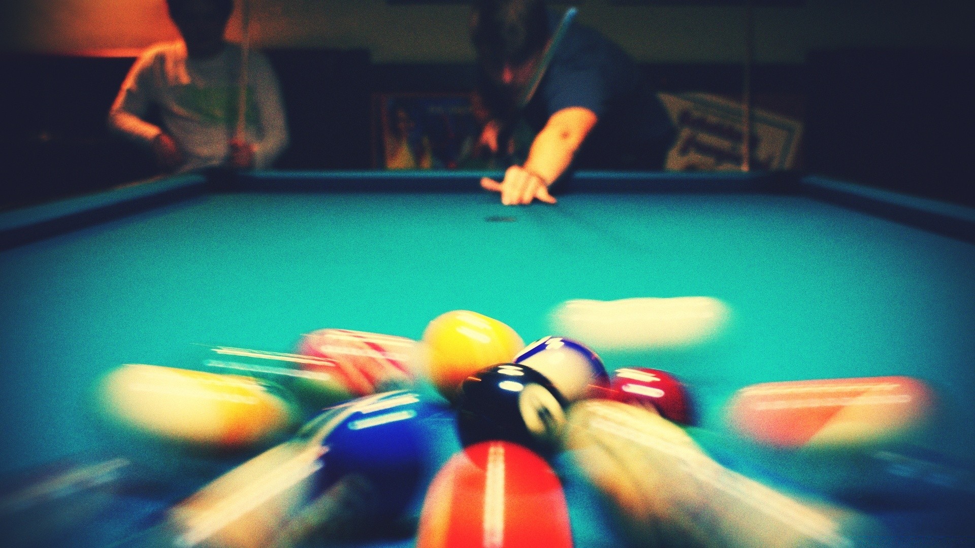 sports pool recreation snooker competition game leisure blur cue ball sport sports equipment action club fun motion match play