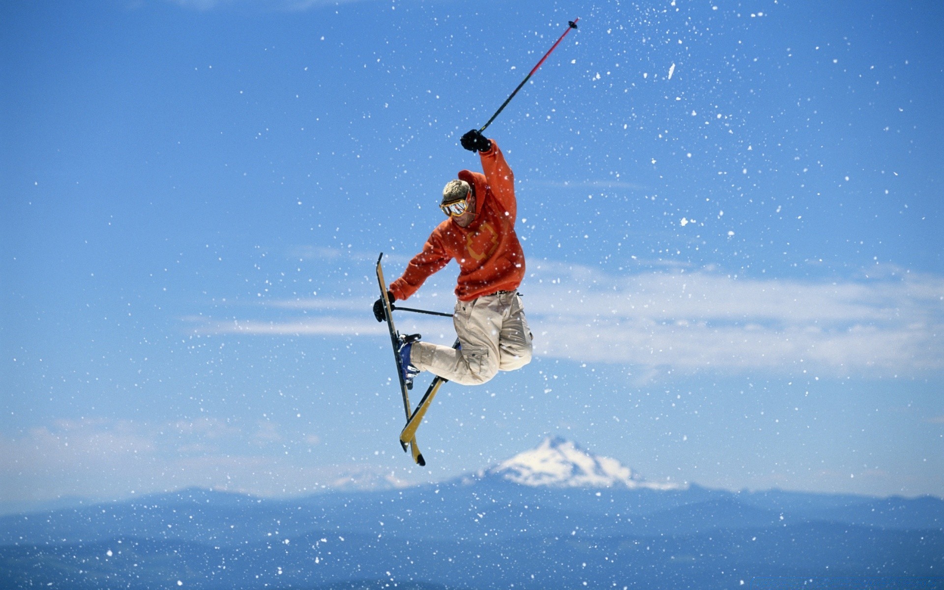 esqui lazer sozinho equipamento desportivo ação adulto neve competição homem ao ar livre lazer diversão habilidade aventura