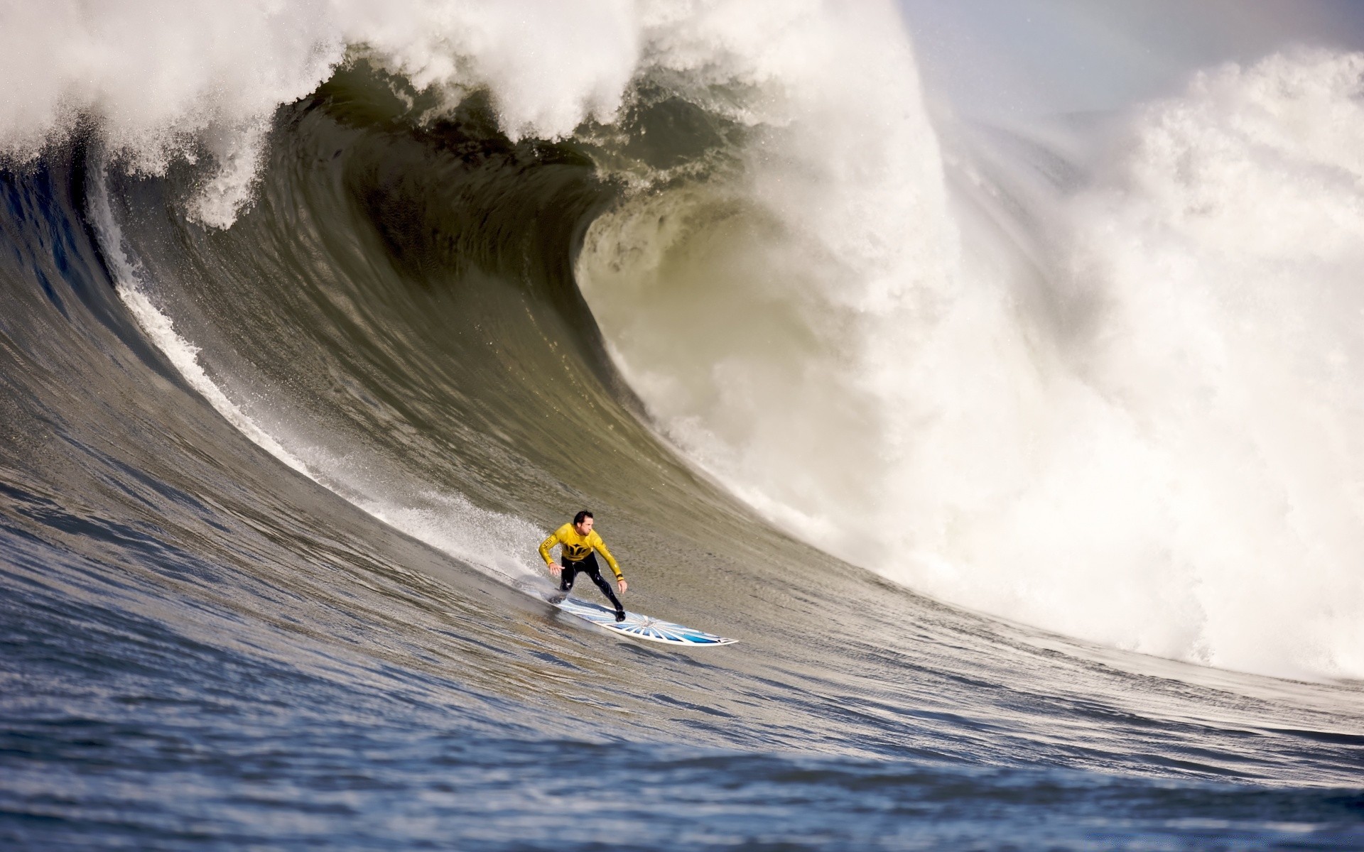 surfing akcja surf woda morze ocean plaża spray ruch splash konkurs fala tsatsa sporty wodne burza pośpiech wiatr przygoda