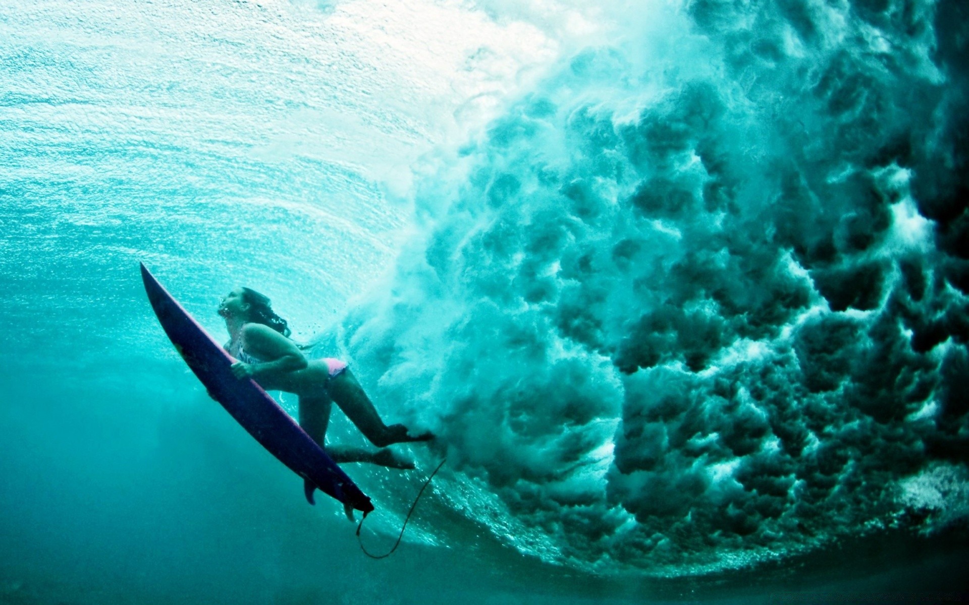 surfen unterwasser ozean meer wasser wassersport tauchen fisch riff korallen ein