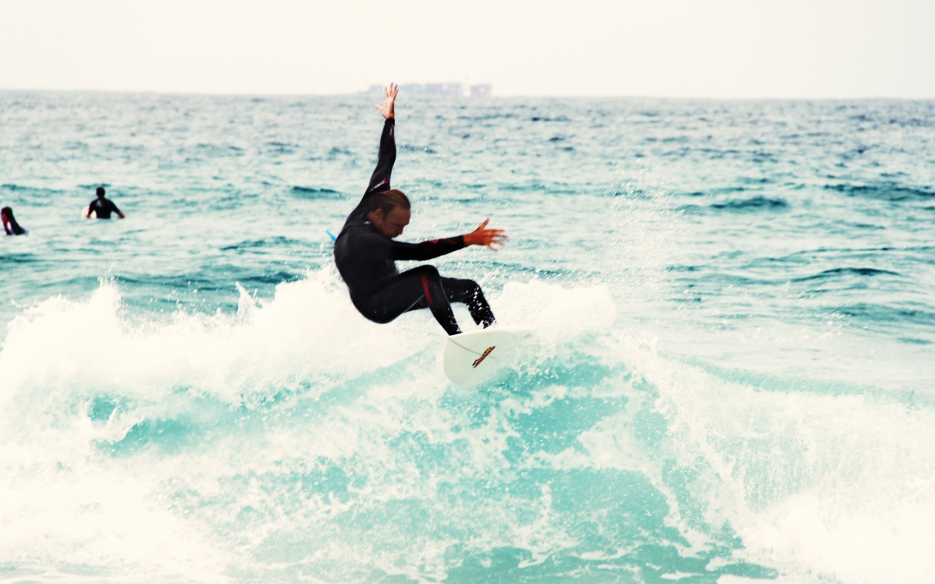 surfing woda morze ocean akcja surf plaża rekreacja ruch rekreacja sporty wodne przyjemność morze fala lato