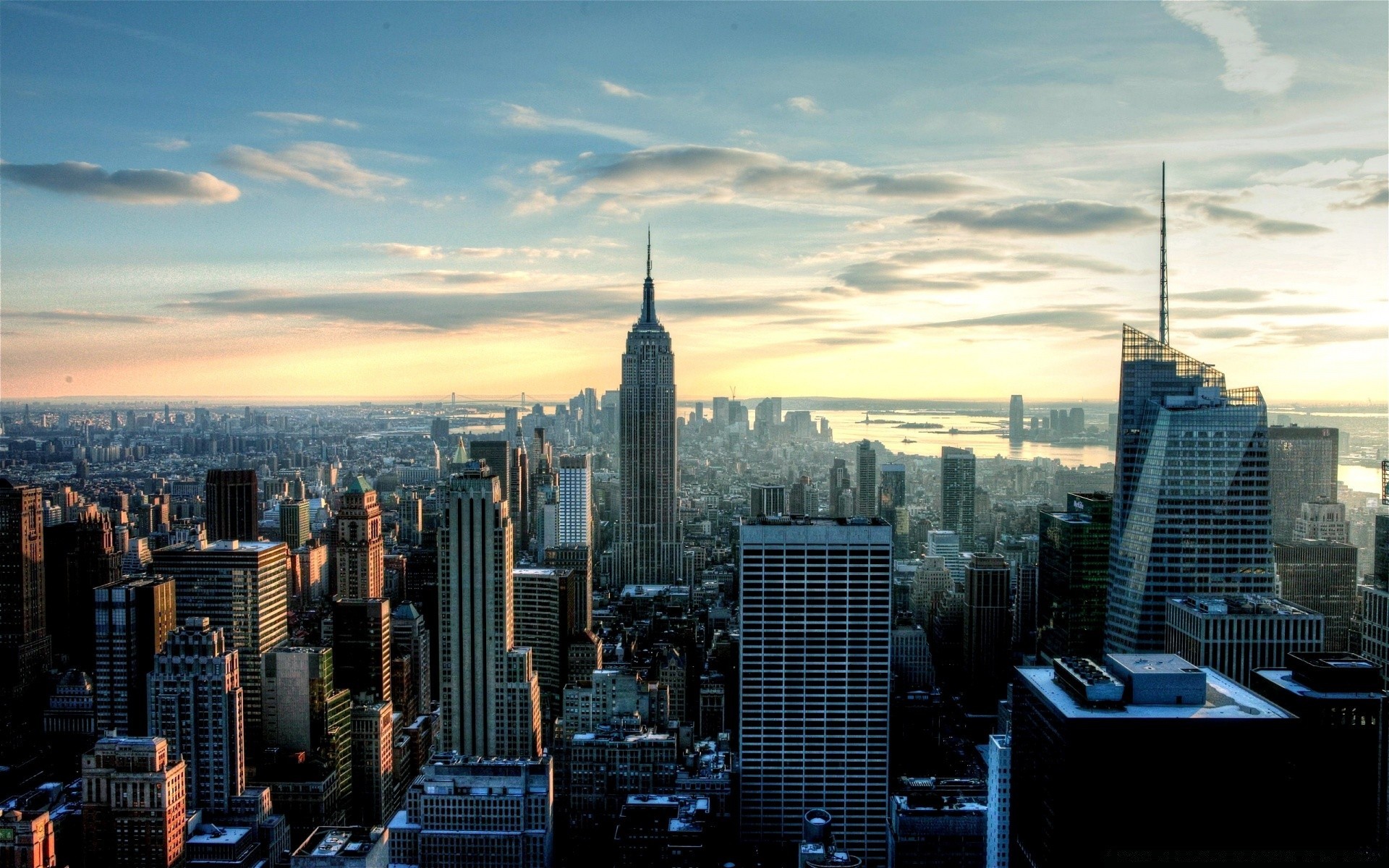 amerika stadt wolkenkratzer skyline stadt büro architektur haus innenstadt reisen städtisch modern dämmerung geschäft turm sonnenuntergang himmel hoch abend fluss