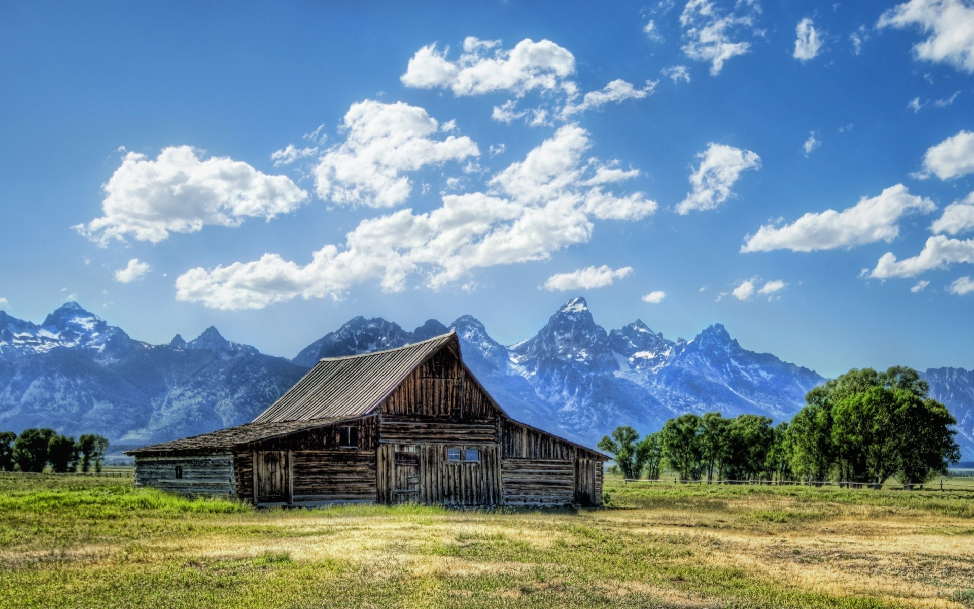 amerika himmel holz hütte berge gras scheune des ländlichen bauernhof natur landschaft im freien wolke reisen baum landwirtschaft sommer haus landschaft land