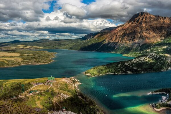 Bright landscape. American Lakes