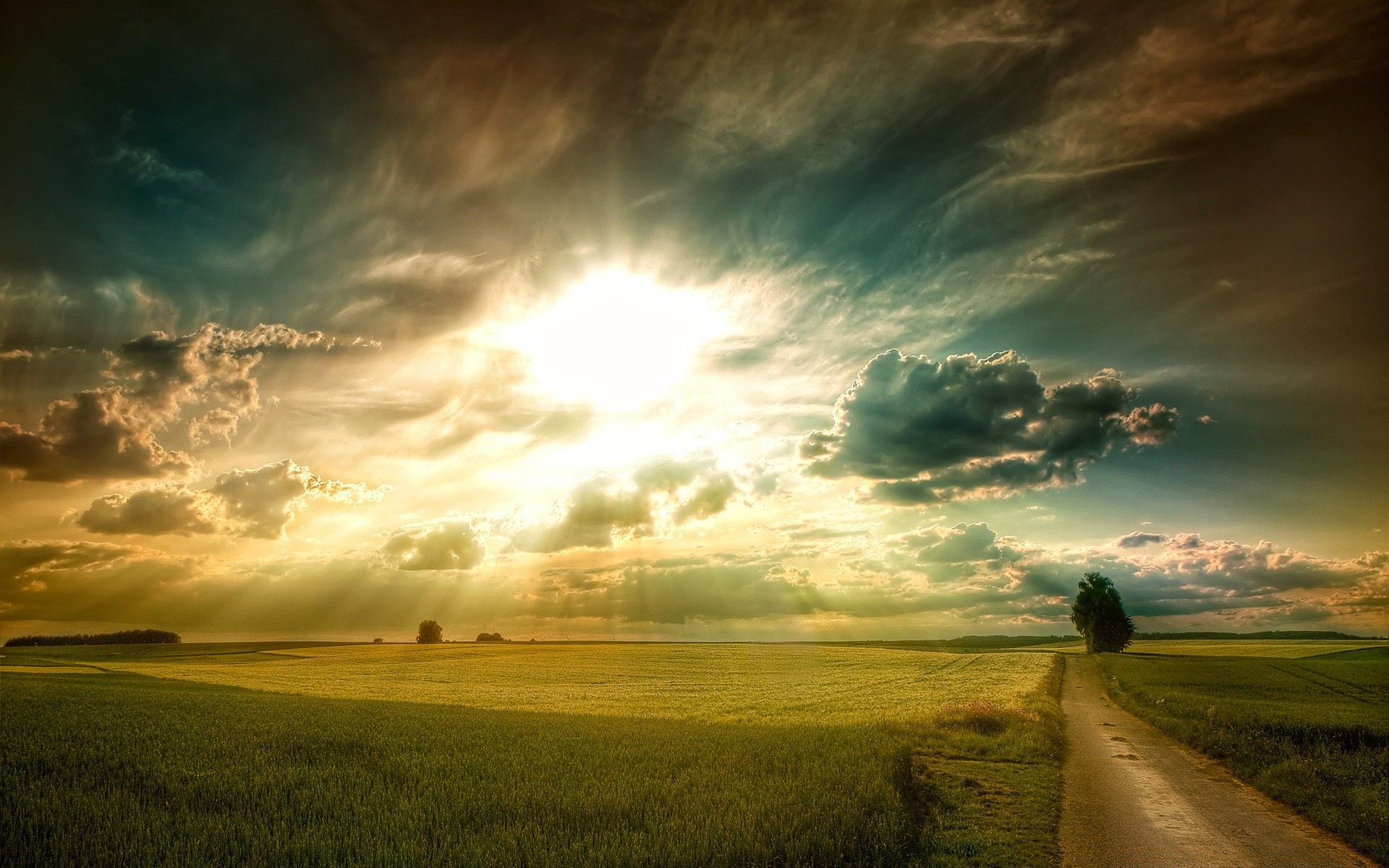 paesaggio tramonto paesaggio cielo tempesta sole natura alba campagna rurale erba campo drammatico bel tempo nuvola agricoltura fattoria luce tempo all aperto