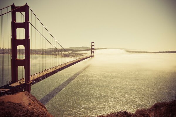 A large and majestic bridge across the ocean