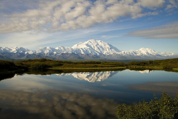 See und Berge von Amerika Landschaft