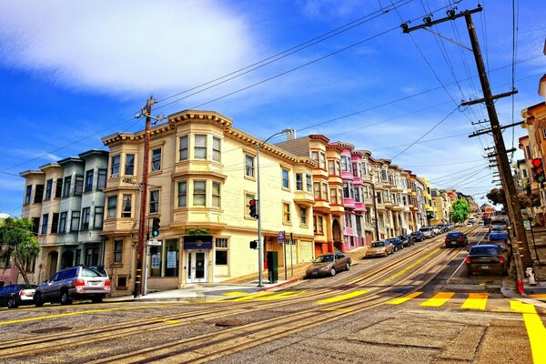 A cozy street in an American city is located for traveling