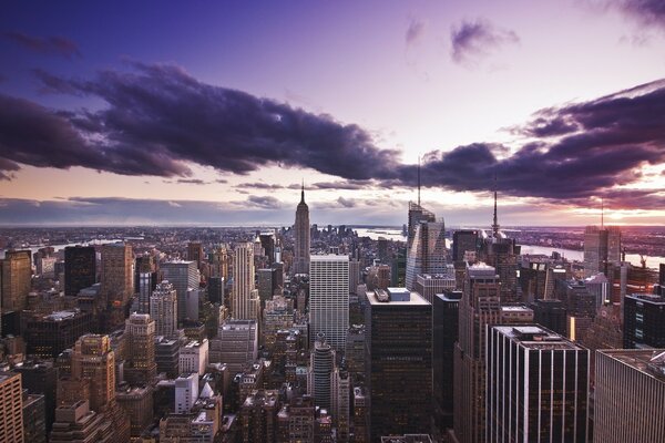 En las ciudades de América hay mucha arquitectura Skyline