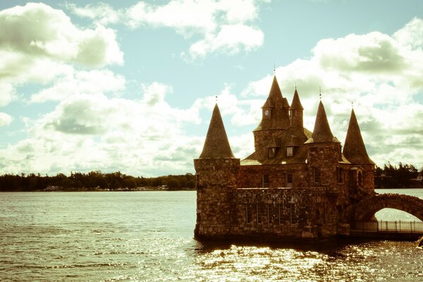 There is an unusual castle on the river