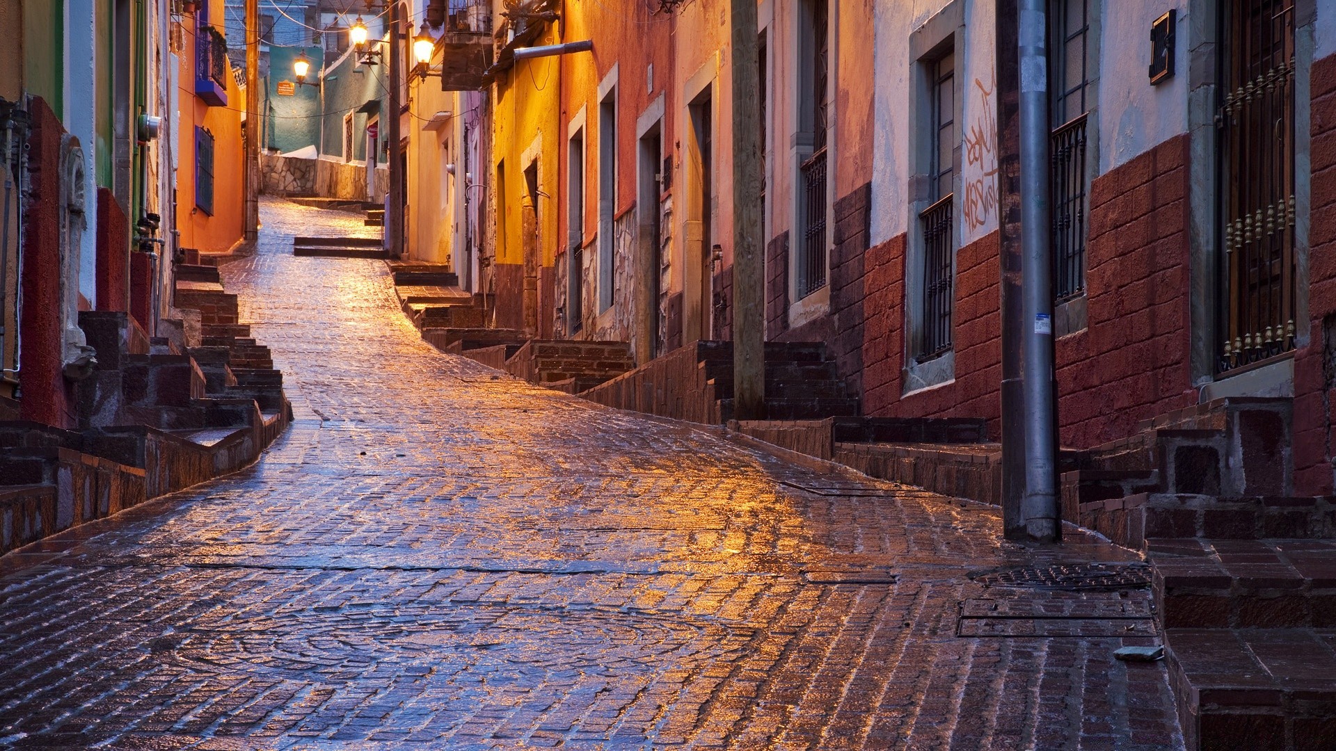 américa rua arquitetura cidade cidade calçada viagens casa casa urbano beco estreito ao ar livre janelas paralelepípedos caminhadas velho luz do dia