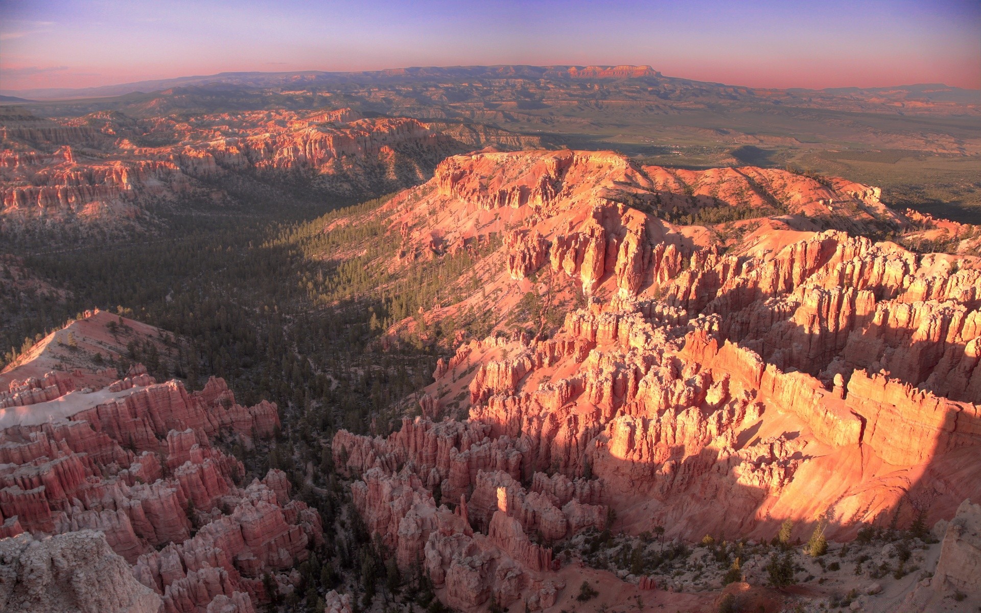 américa paisagem canyon cênica ao ar livre deserto geologia viagens montanhas vale arenito rocha natureza parque pôr do sol erosão amanhecer luz do dia céu