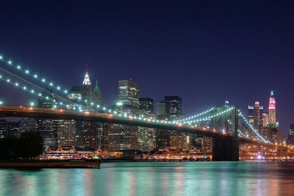 Puente de la ciudad en ilustración nocturna