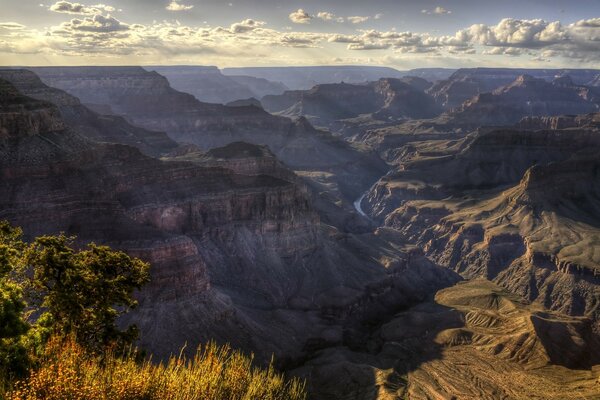 Dawn in the valley of endless mountains