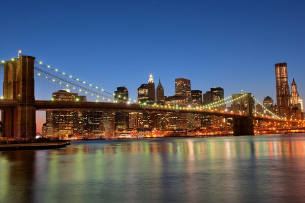 Crosiv archetictural Bridge in America