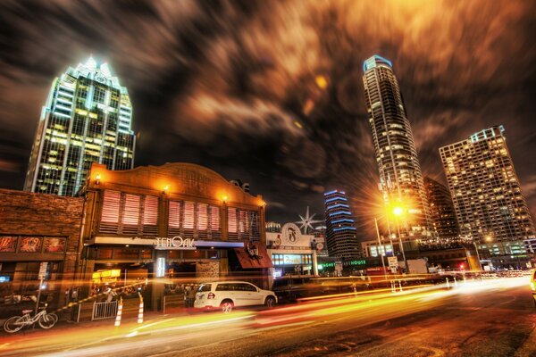 Fotografía nocturna de la gran ciudad