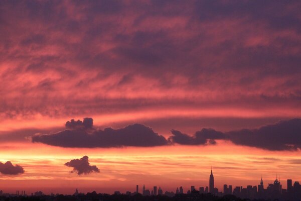 Sonnenuntergang über der Stadt