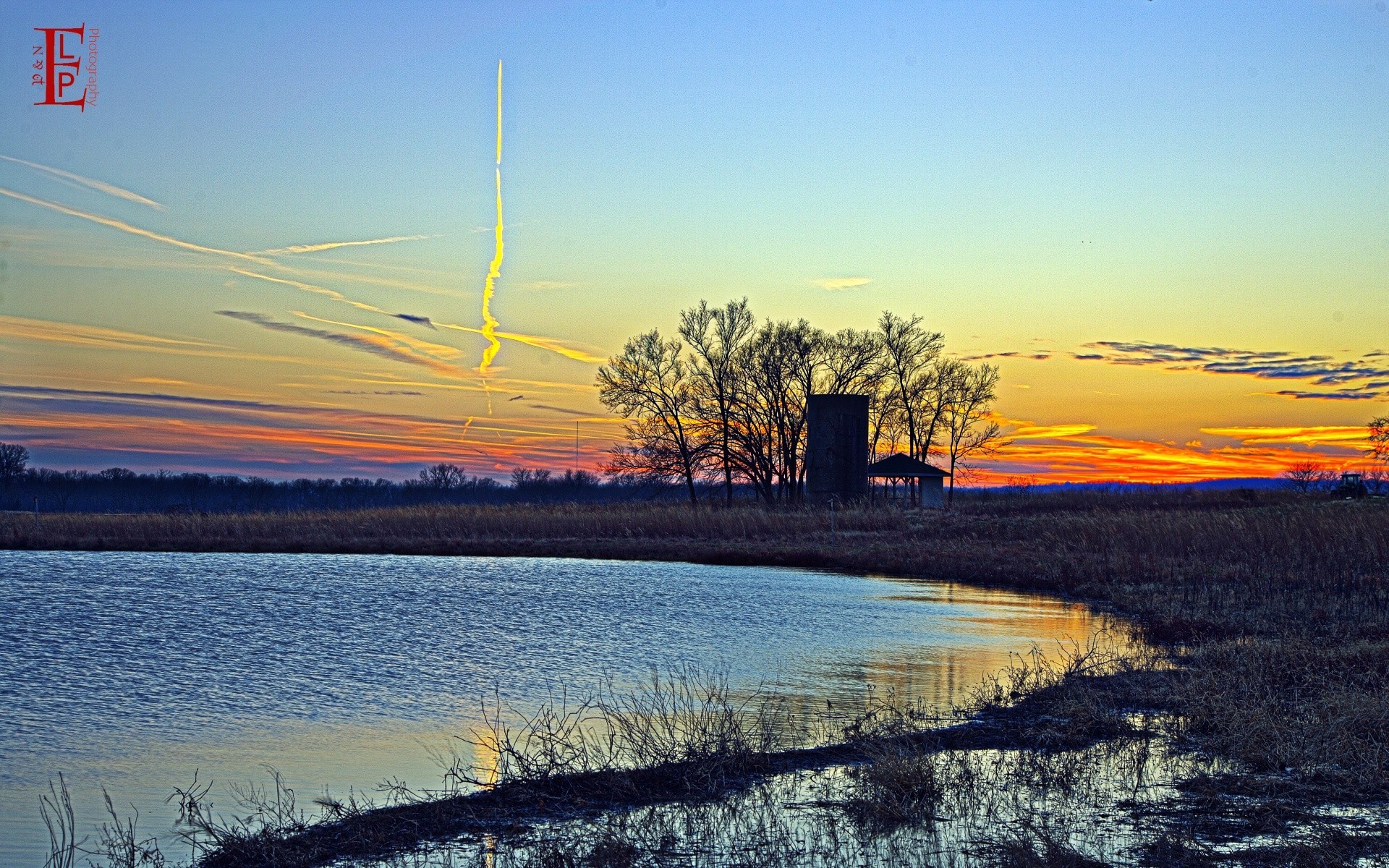 america water nature landscape sky outdoors sunset dawn lake tree river summer evening reflection travel