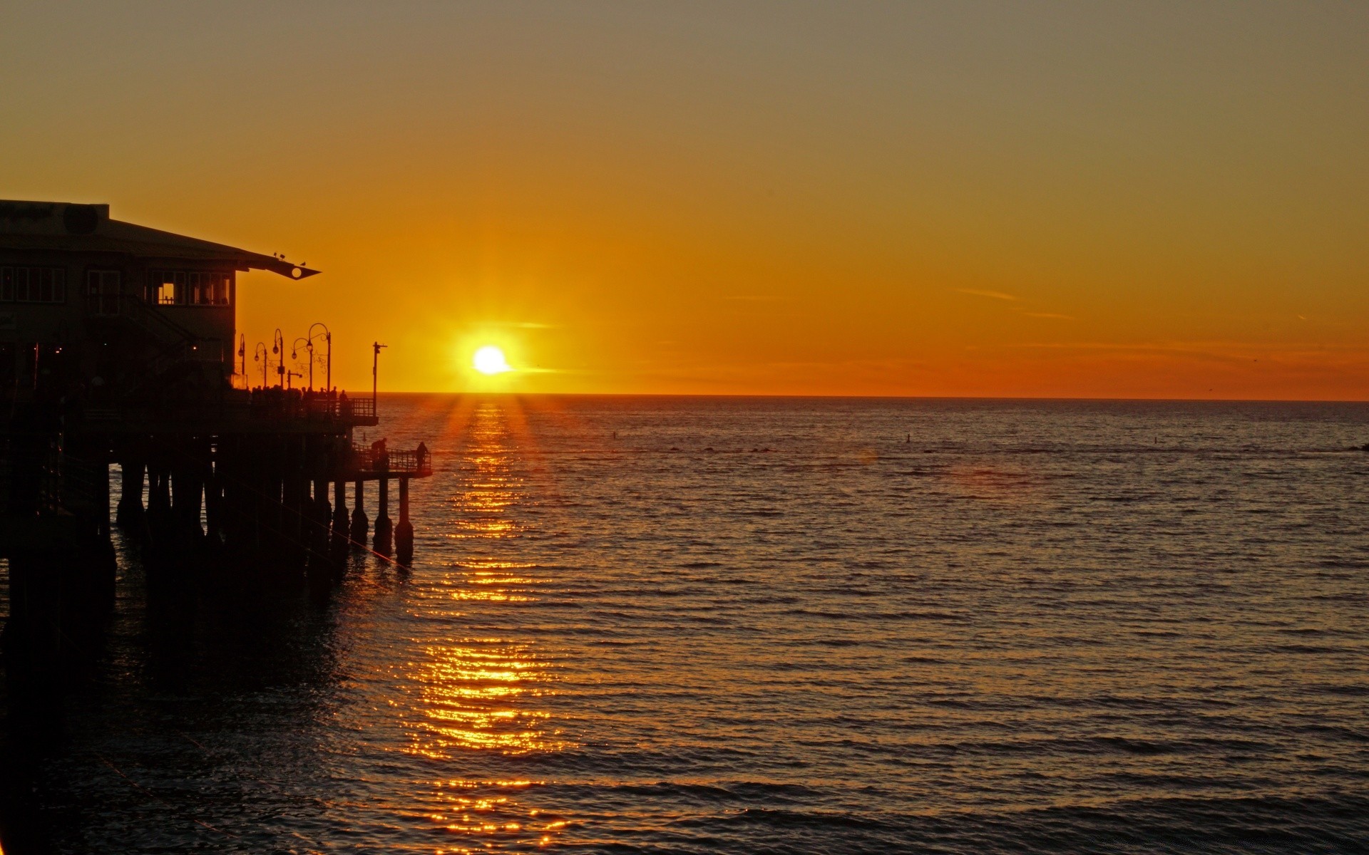 amérique coucher de soleil aube eau soir crépuscule soleil mer rétro-éclairé océan silhouette plage lumière ciel réflexion paysage