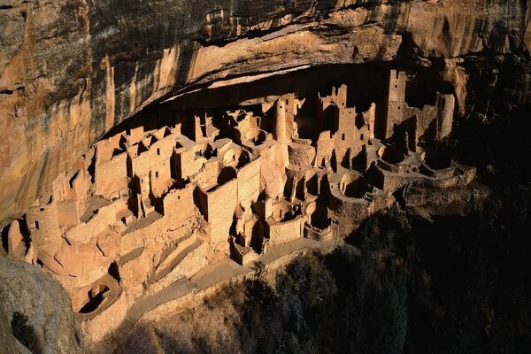 Une grotte comme une petite ville