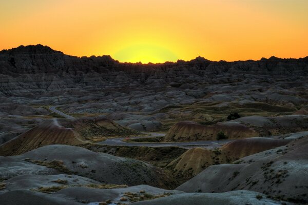 Cosmic American unreal landscapes